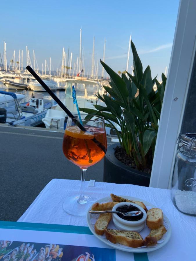 Studio 150 M De Plage Golfe De Saint-Tropez 滨海卡瓦莱尔 外观 照片